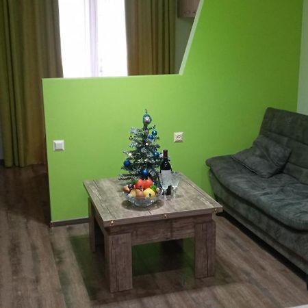 Studio Apartment In บาทูมิ ภายนอก รูปภาพ