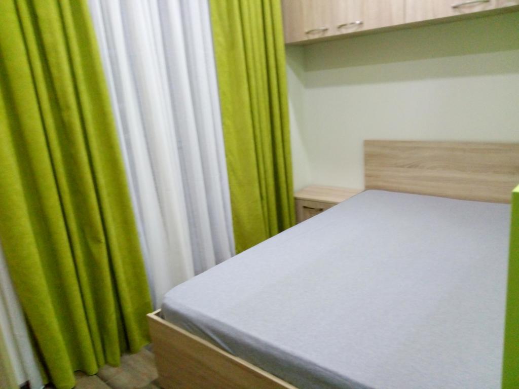 Studio Apartment In บาทูมิ ภายนอก รูปภาพ